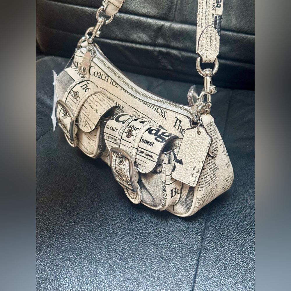 NWT Coach Ashton Shoulder Bag With Newspaper Print CDC12 - Picture 7 of 15